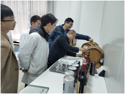 四川国检公司开展酒类感官品评内部培训会2.png
